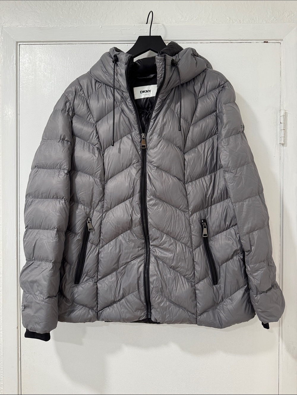 DKNY Silver-Gray Quilted Hooded Puffer Jacket